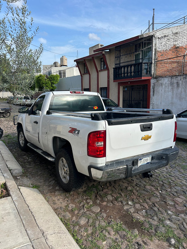 Chevrolet Cheyenne 5.3 2500 Cab Ext B 4x4 Mt