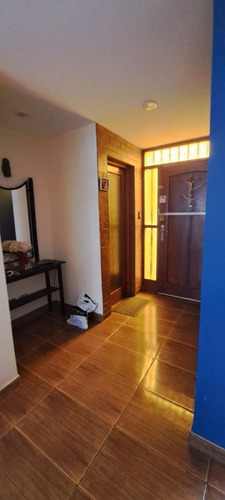 Imagen 7 de 17 de Casa Remodelada, 1 Cuadra Parque De La Pera