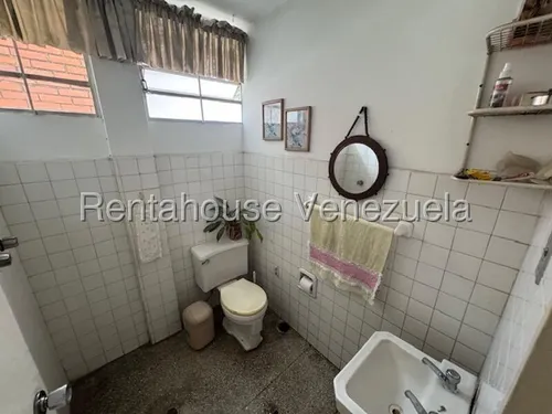 Acogedora Casa En El Marques