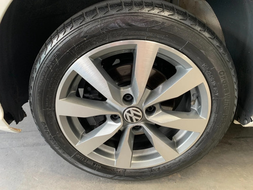 Volkswagen Voyage 1.0 12V MPI TOTALFLEX 4P MANUAL