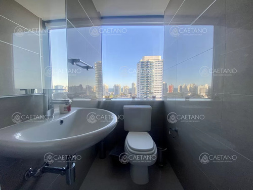 Venta Apartamento 3 Dormitorios. Playa Mansa, Punta Del Este