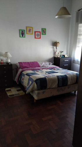 Imagen 12 de 13 de Casa Ideal Familia C/ Patio Y Cochera - A Minutos Del Centro