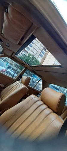 Imagen 12 de 18 de Mercedes Benz 250 4p 1979