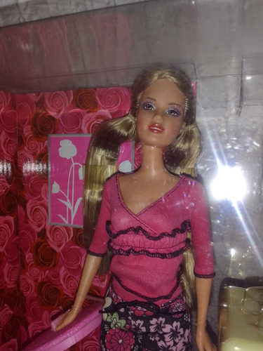 Barbie Fashion Fever Muñeca Y Mobiliario (Usado)