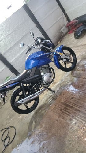 Yamaha Ybrz 125.