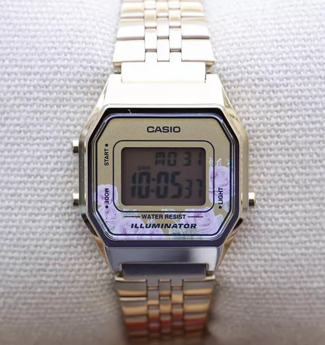 Reloj Casio Vintage Mujer Dorado Flores LA-680WGA-4C