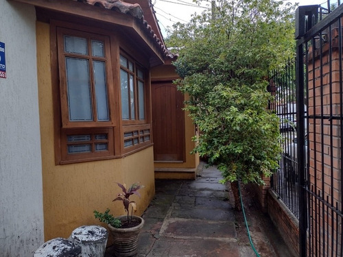 Casa Para Venda, 3 Dormitórios, Camaquã - Porto Alegre - 1913