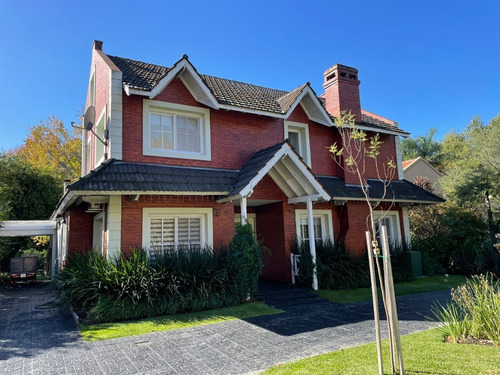Imagen 2 de 27 de Casa En Venta En Club De Campo La Tradicion