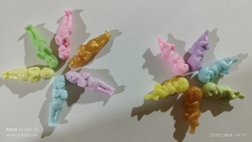 Muñequitos De Rosca De Reyes 12 Pzas (Usado)