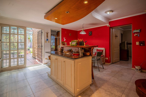 Casa En Venta De 3 Dormitorios Con Pileta En Ciudad Evita
