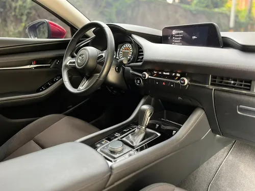 Mazda 3 2.0 Grand Touring At Hibrido Ligero - Mhev
