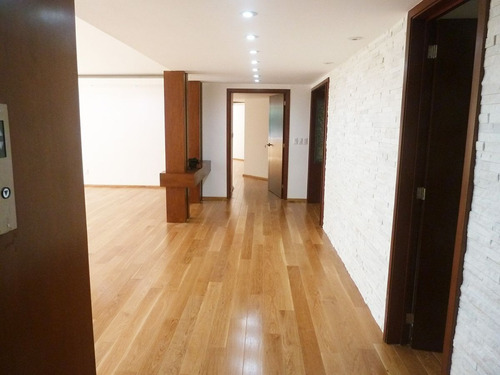 Imagen 1 de 30 de Departamento Remodelado En Venta En Bosques De Las Lomas
