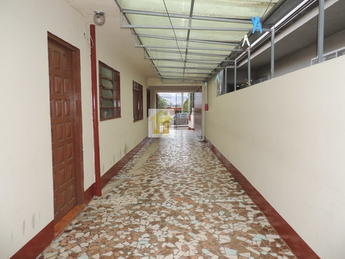 Casa A Venda No Bairro Guabirotuba Em Curitiba - Pr. - 399-1