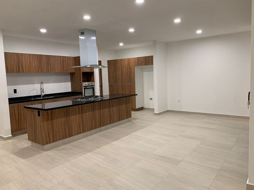 Imagen 6 de 20 de Estrena Casa En Cañadas Del Arroyo, Jardín, Doble Altura, 3