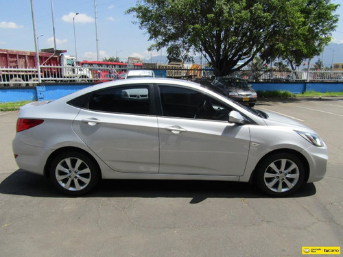 Hyundai I25 Accent Gl