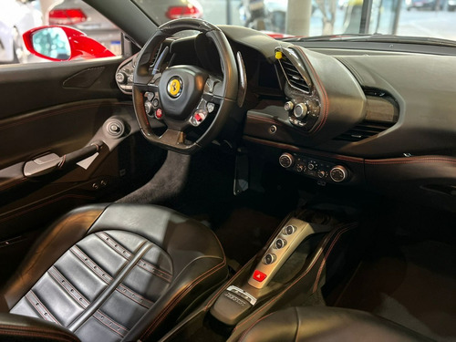Imagen 11 de 18 de Ferrari 488 Gtb