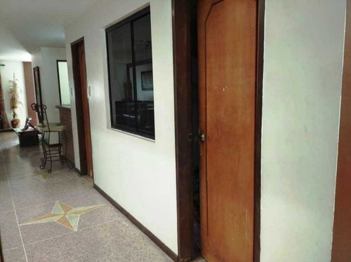 Imagen 5 de 16 de Se Vende Casa La Pastora Valencia Centro 04144121460