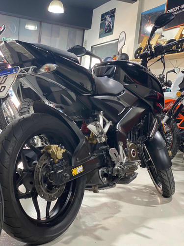 Bajaj Ns 200