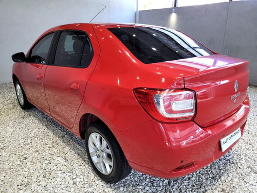 Imagen 9 de 16 de Renault Logan Privilege Full 1.6n | 2018