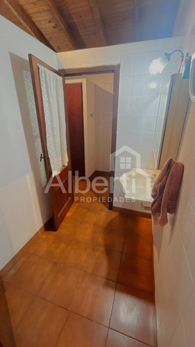 Venta Casa 4 Ambientes En El Palomar.