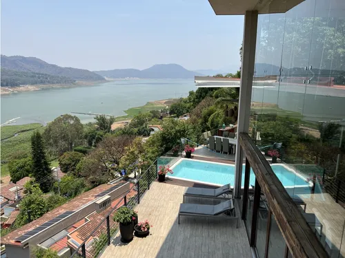 Casa En Avándaro Con Vista Franca Al Lago