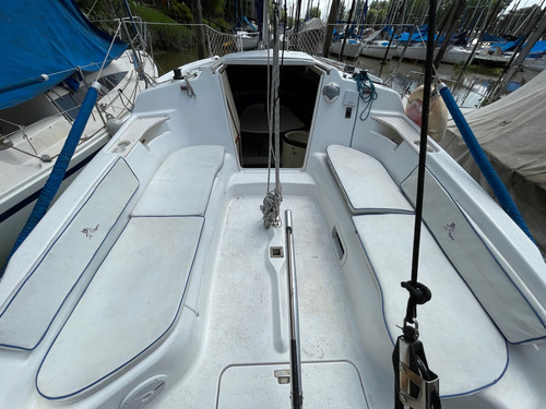 Velero Hunter 26 1998 Con Orza Mercury 5 Hp