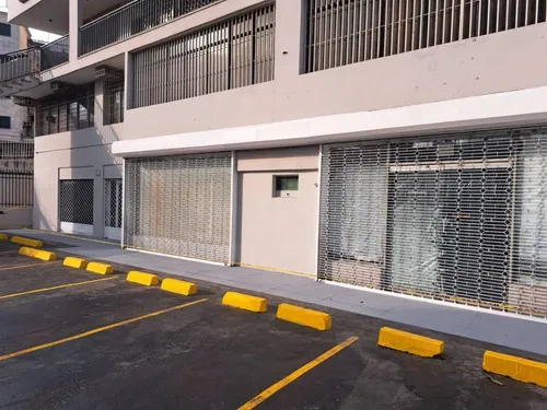Local En Venta Av Victoria