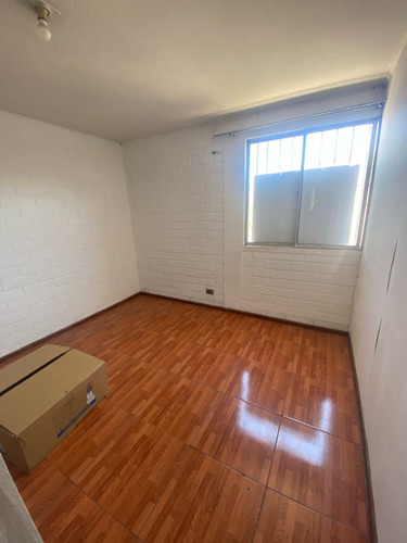 Departamento Familiar En Av. Travesía - Pudahuel Sur