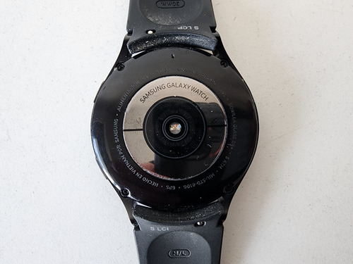 Samsung Galaxy Watch 4 Bluetooth 1.4'' 44mm + Cable De Carga