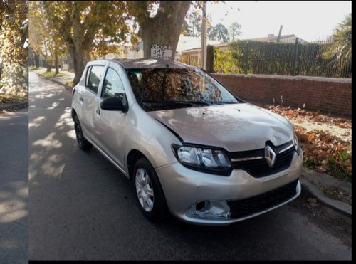 Chocado Reanult Sandero