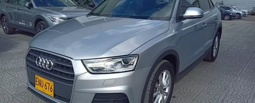 Audi Q3 Attraction 1.4 Tela 2018