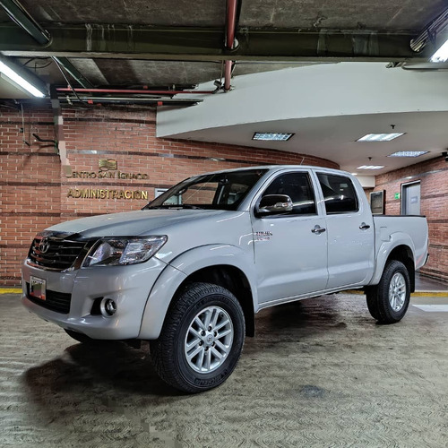 Imagen 13 de 14 de Toyota Hilux 2018
