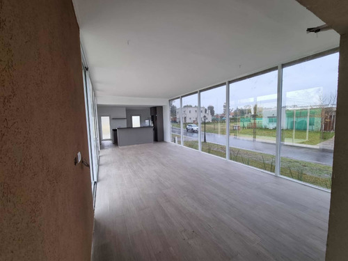 Imagen 1 de 12 de Pilar Del Este Sta. Elena Dueño Directo A Estrenar. 160 M2.