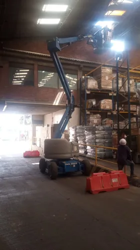 JLG 800 S