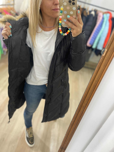 Campera Larga Inflable Con Piel En La Capucha The Big Shop