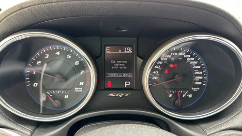 Jeep Grand Cherokee 6.4 Srt8
