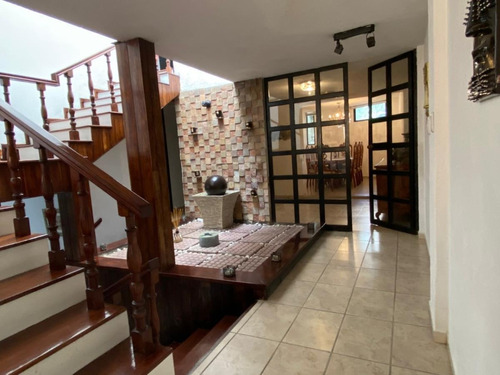 Casa, Desierto De Los Leones 4694, Lomas De Los Ángeles Tetelpan, Álvaro Obregón, Cdmx, (mm14za)