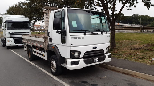 Imagem 7 de 14 de Ford Cargo 816 Ano 2017 3/4 Caminhão Impecável