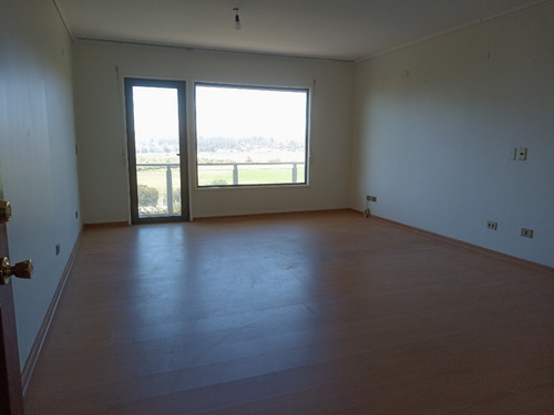 Oportunidad Gran Casa En Santo Domingo, Bajo Precio Tasación