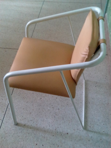 Imagen 2 de 3 de Sillas De Espera, Peluquerias, Estéticas En Bipiel