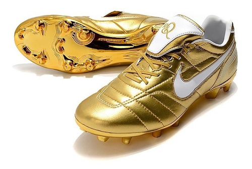 nike tiempo r10 ronaldinho