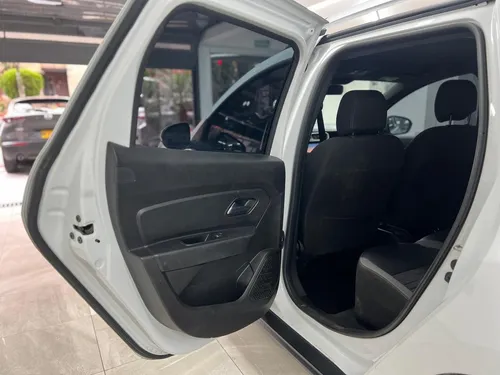 Renault Duster Intens MT 1.3 Turbo 4x4 2023