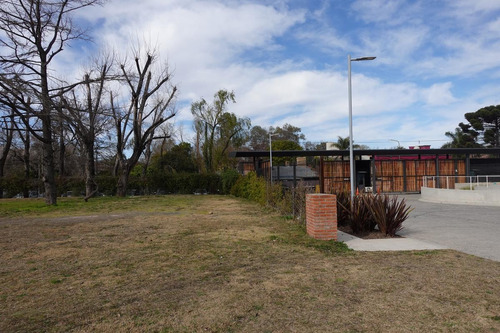 Imagen 7 de 24 de Lote En Venta En Excelente Barrio Cerrado La Clementina En La Mejor Zona Del Jockey. San Isidro.