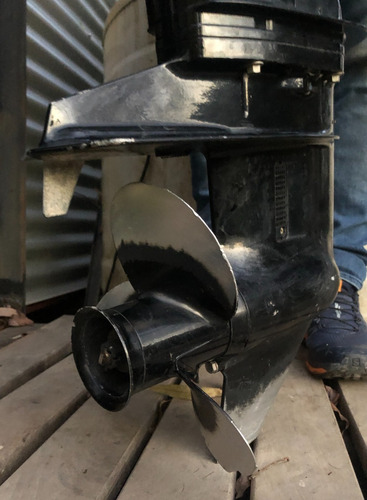 Imagen 5 de 10 de Motor Fuera De Borda Mercury 15 Hp 2tiempo Usado Como Nuevo!