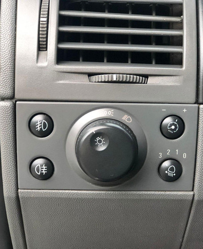Imagem 10 de 15 de Chevrolet Meriva Prem.easytronic 1.8 Flexpower 5p