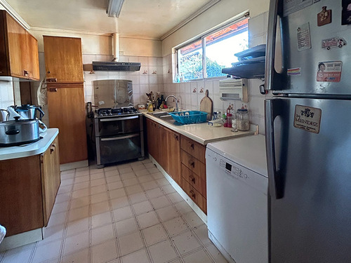 Casa En Condominio Carlos Silva Vildosola 5d / 3b