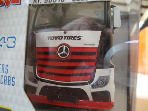 Miniatura - Mercedes-benz Actros Gigaspace Custom - Importad Cor Branco/vermelho