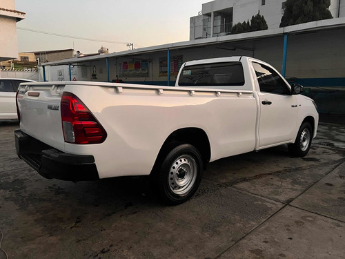 Imagen 6 de 15 de Toyota Hilux 2016 2.7 Cabina Sencilla Mt