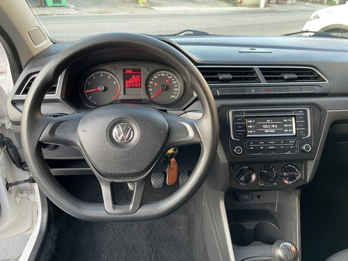 Volkswagen Voyage VOYAGE 1.6 MSI Flex 8V 4p