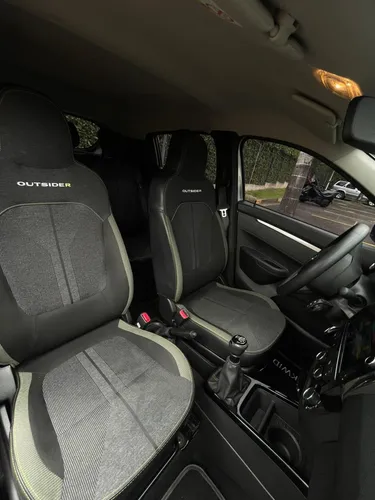 Renault Kwid 1.0 Outsider
